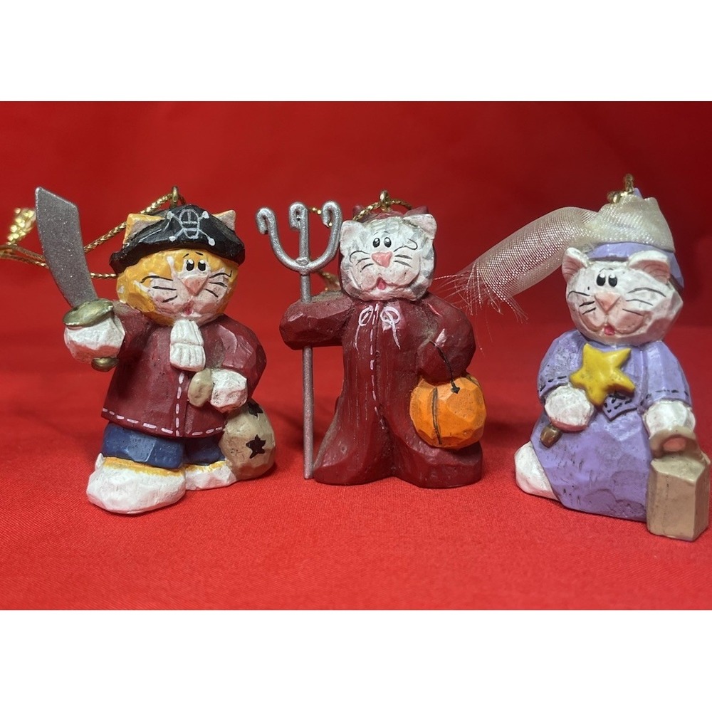 VTG Set Of (3) Eddie Walker Kitty Cat Halloween Costume Resin Ornaments - Cute